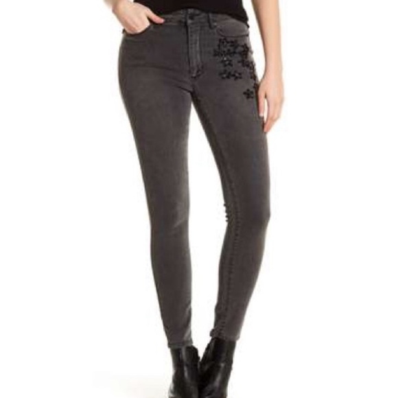 Star struck skinnies - Picture 1 of 8